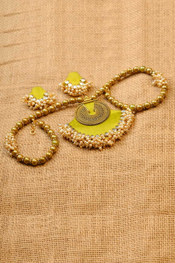 Yellow Neck Piece Ajrakh worked on it with 2 Earrings (Ajrakh)