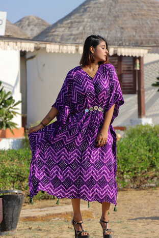 Kiaayo 'Preet'  Bandhani Kaftan